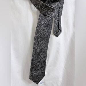 NWT Jos. A. Bank Reserved Black and Silver Paisley Silk Tie